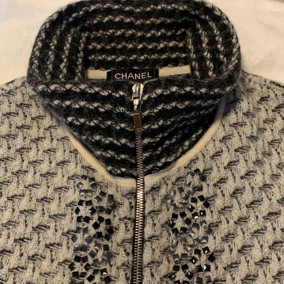 Chanel Knit Jacket - Picture 7 of 13